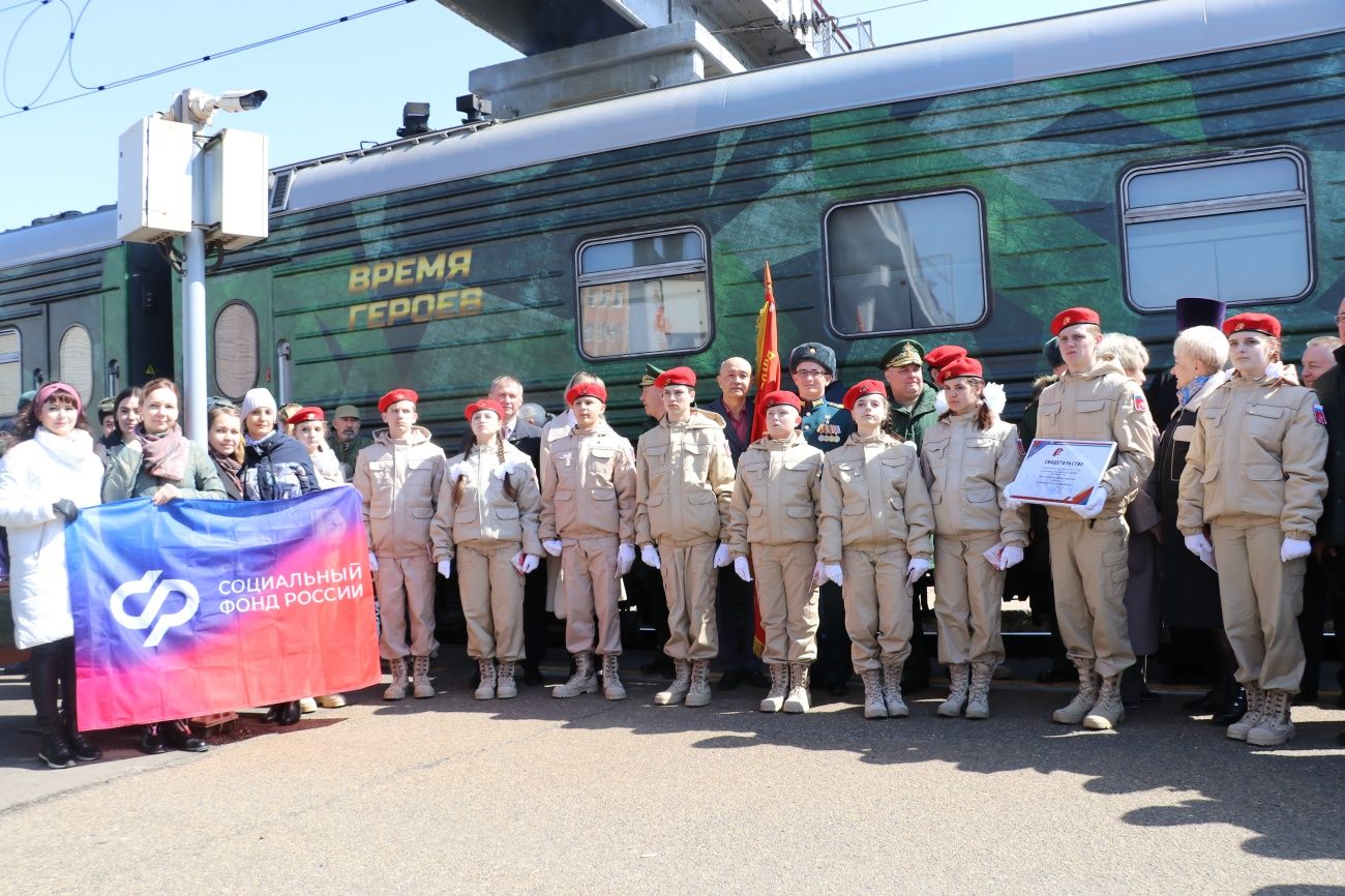 Когда мы едины, мы непобедимы: в Уссурийск прибыл тематический поезд «Сила  в правде»